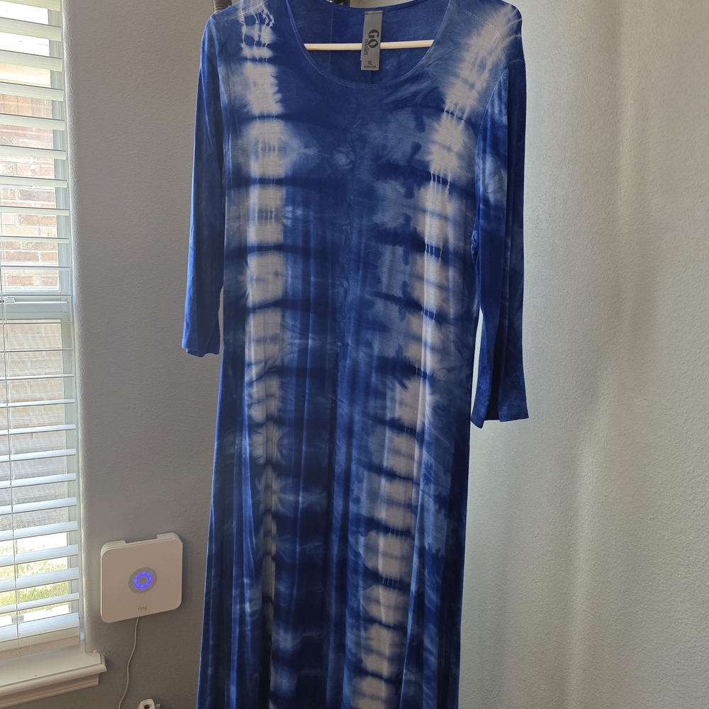 Go Couture Navy Tie-Dye Long Sleeve Dress